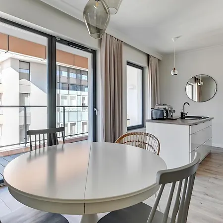 Grand - Modern Old Town