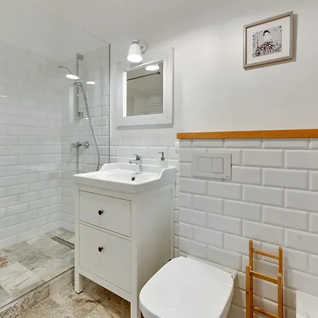 Grand - Modern Old Town *